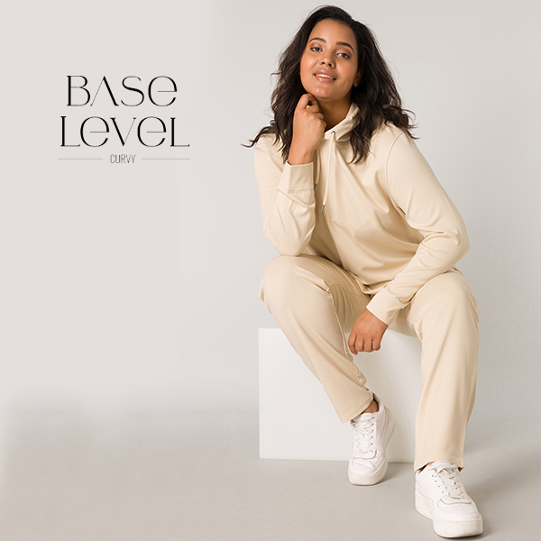plussize fashion Base Level curvy Base level curvy collectie